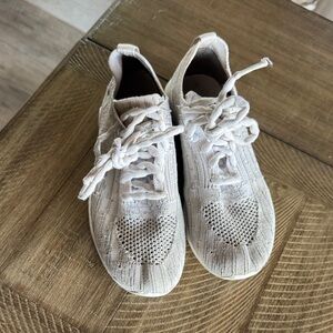 Rebel cheer shoes